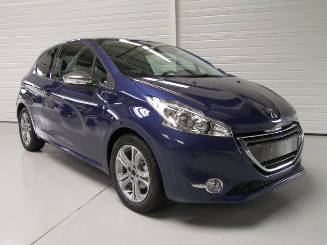 Peugeot 208 16 EHDI 115CH FAP BVM6 ALLURE 3P