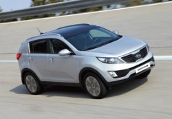 photo KIA SPORTAGE 1.7 CRDi 115 ISG 2WD Active Pack Smart Navigation (Blanc)