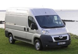 photo Peugeot BOXER FOURGON 335 L2H2 2.2 HDi 130 FAP PACK CD CLIM Régulateur - Antibrouillard