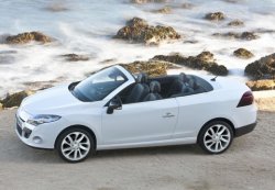 Renault MEGANE III CC dCi 130 FAP Dynamique Euro 5