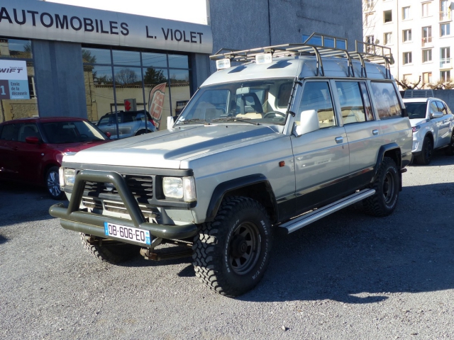 Résultat de recherche d'images pour "nissan patrol ambulance"