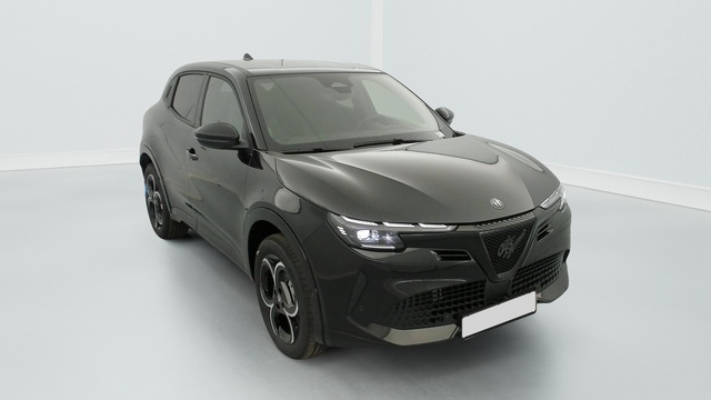Alfa romeo Junior 1.2 ibrida 145 ch e-dct6 ti en stock