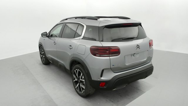 Photo véhicule 1 CITROëN C5 aircross HYBRIDE RECHARGEABLE 225 E-EAT8 SHINE PACK