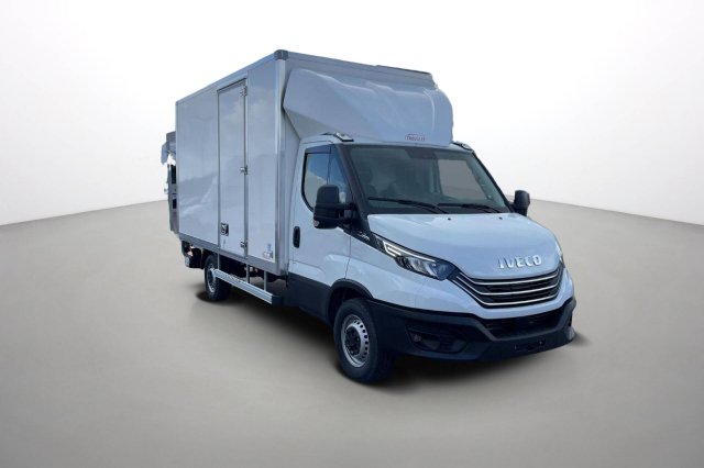 Photo véhicule 1 IVECO Daily Daily III 35S16HA8 4100 3.0 160ch Caisse Trouillet 20m³