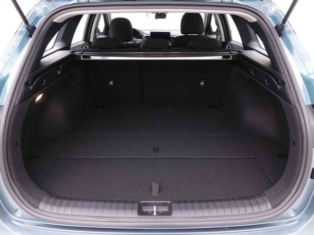 KIA Ceed SW Cee D SW – 10 Kms KIA Ceed SW Cee D SW – 10 Kms