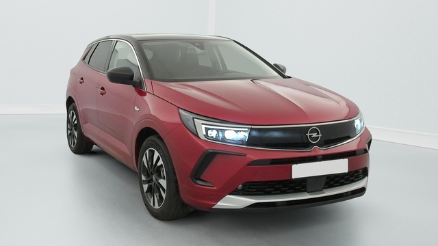 Opel Grandland 1.2 turbo 130 ch bva8 elegance business en stock