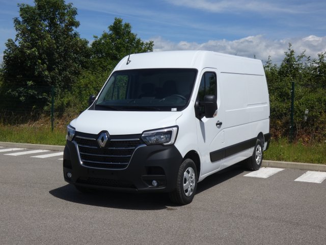 Photo véhicule 1 RENAULT Master fourgon TRAC F3500 L2H2 BLUE DCI 180 GRAND CONFORT