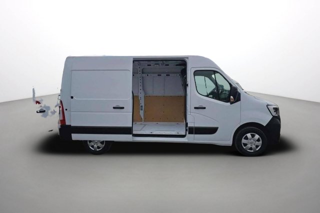 Photo véhicule 1 RENAULT Master fourgon MASTER FGN TRAC F3500 L2H2 BLUE DCI 150 GRAND CONFORT