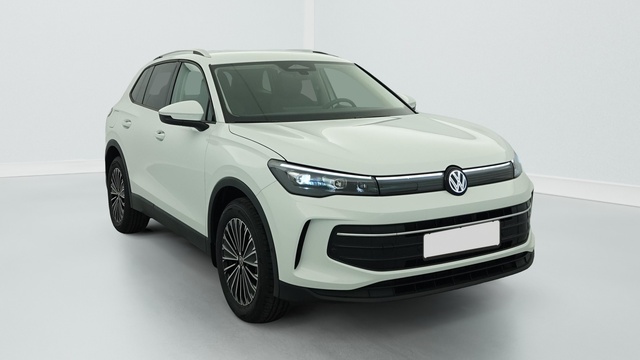 Volkswagen 1.5 etsi 150cv dsg7 life plus 5p