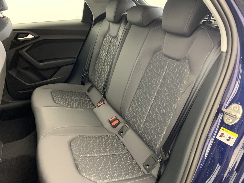 Photo véhicule 1 AUDI A1 sportback 30 TFSI 116 CH S TRONIC 7 ADVANCED