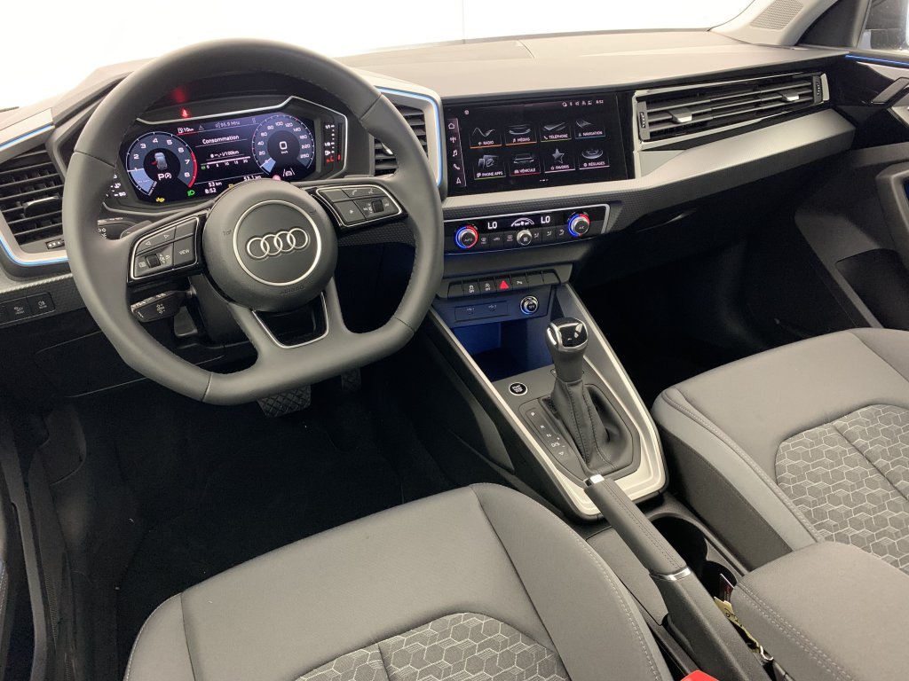 Photo véhicule 1 AUDI A1 sportback 30 TFSI 116 CH S TRONIC 7 ADVANCED
