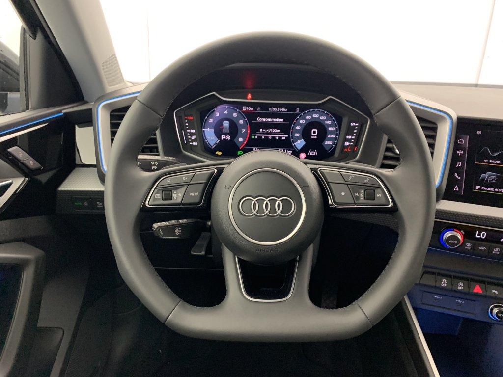 Photo véhicule 1 AUDI A1 sportback 30 TFSI 116 CH S TRONIC 7 ADVANCED