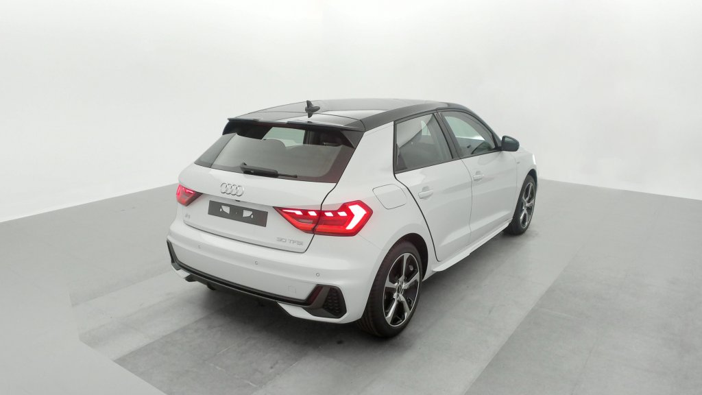 Photo véhicule 1 AUDI A1 sportback 30 TFSI 116 CH S TRONIC 7 ADVANCED