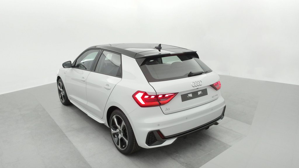 Photo véhicule 1 AUDI A1 sportback 30 TFSI 116 CH S TRONIC 7 ADVANCED