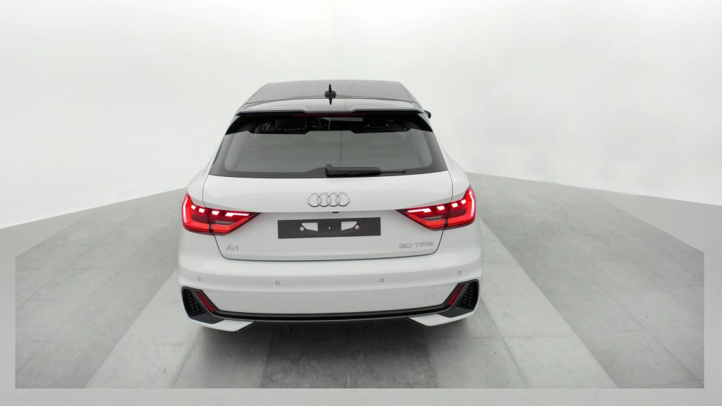 Photo véhicule 1 AUDI A1 sportback 30 TFSI 116 CH S TRONIC 7 ADVANCED