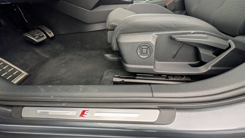 Photo véhicule 1 AUDI A3 sportback nouvelle 45 TFSI E HYBRIDE RECHARGEABLE 272 S TRONIC 6 S LINE