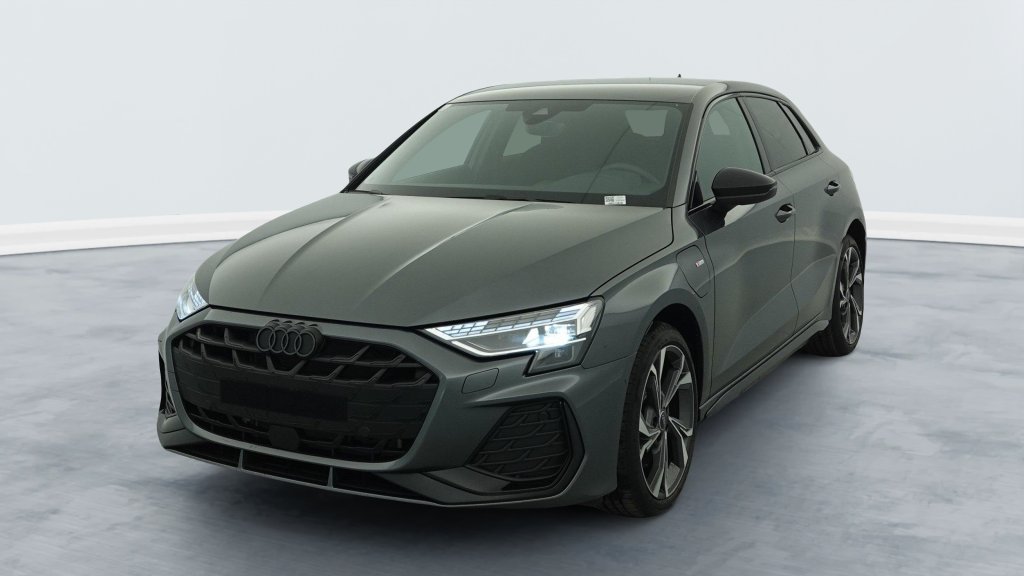 Photo véhicule 1 AUDI A3 sportback nouvelle 45 TFSI E HYBRIDE RECHARGEABLE 272 S TRONIC 6 S LINE