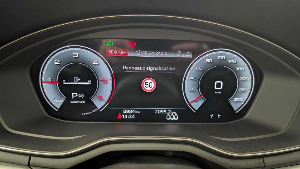 Photo véhicule 1 AUDI A4 avant 40 TDI 204 S TRONIC 7 BUSINESS EXECUTIVE