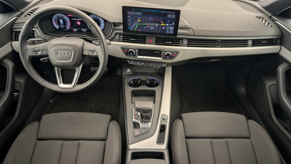 Photo véhicule 1 AUDI A4 avant 40 TDI 204 S TRONIC 7 BUSINESS EXECUTIVE