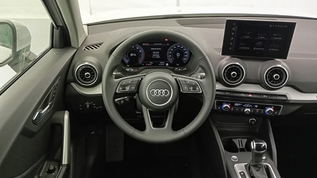 Photo véhicule 1 AUDI Q2 35 TFSI 150 S tronic 7 Design