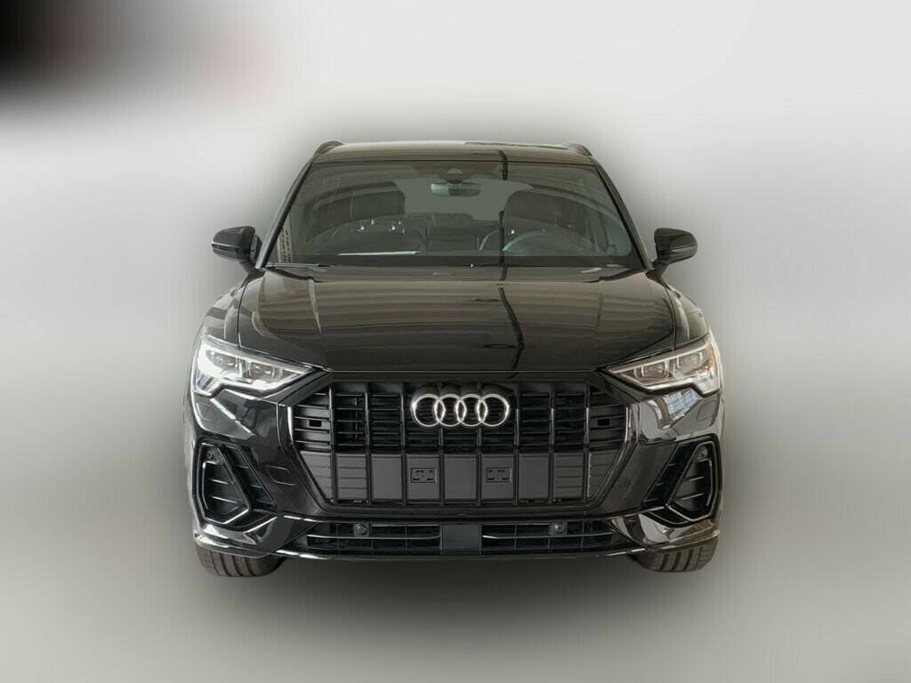 Photo véhicule 1 AUDI Q3 35 TDI 150 CH S TRONIC 7 S LINE