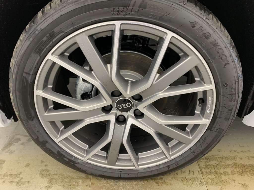 Photo véhicule 1 AUDI Q3 sportback 35 TDI 150 ch S tronic 7 S line plus