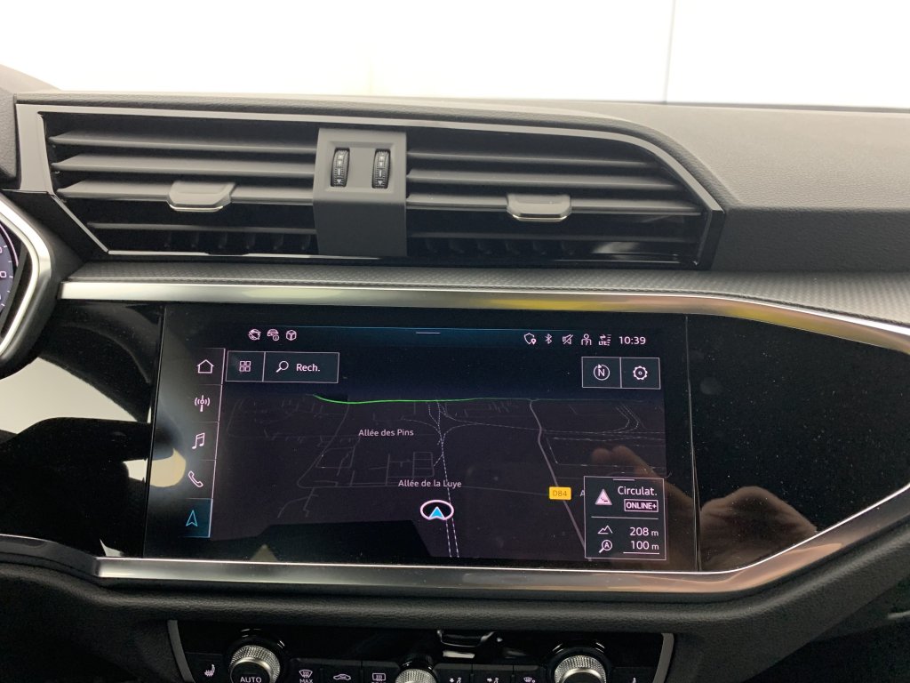 Photo véhicule 1 AUDI Q3 sportback 35 TDI 150 ch S tronic 7 S line plus