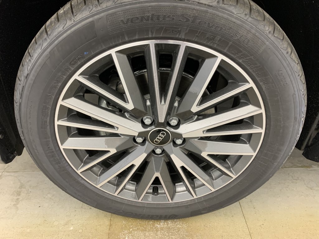 Photo véhicule 1 AUDI Q3 sportback 35 TDI 150 ch S tronic 7 S line