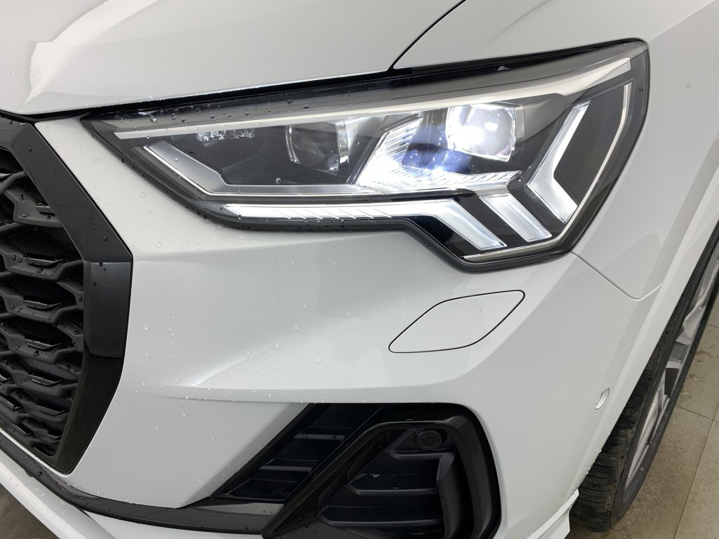 Photo véhicule 1 AUDI Q3 sportback 35 TDI 150 ch S tronic 7 S line plus