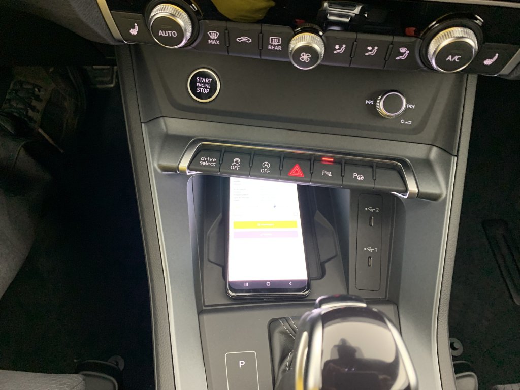 Photo véhicule 1 AUDI Q3 sportback 35 TDI 150 ch S tronic 7 S line plus
