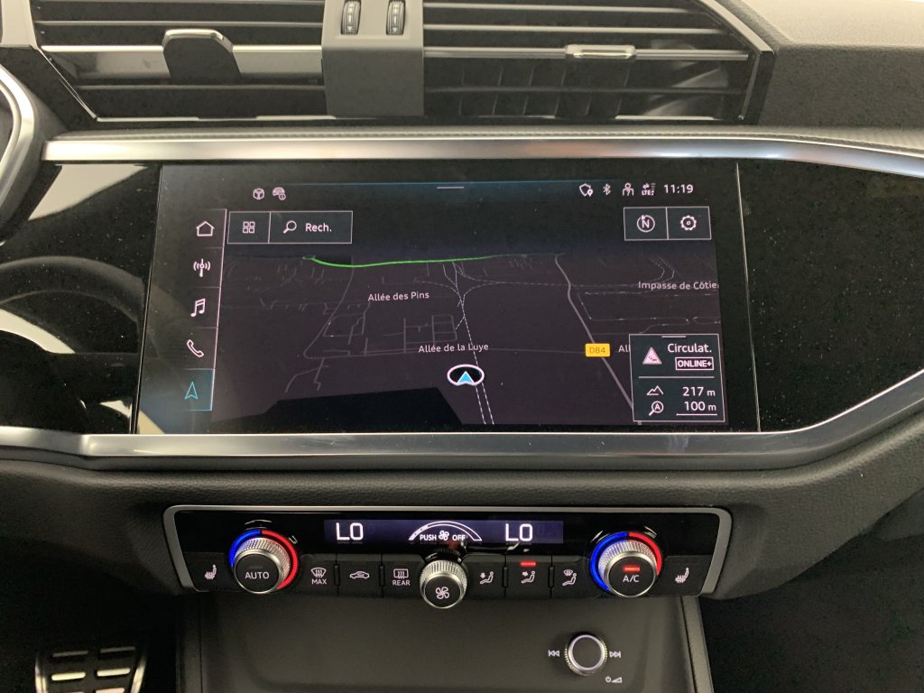 Photo véhicule 1 AUDI Q3 sportback 35 TDI 150 ch S tronic 7 S line
