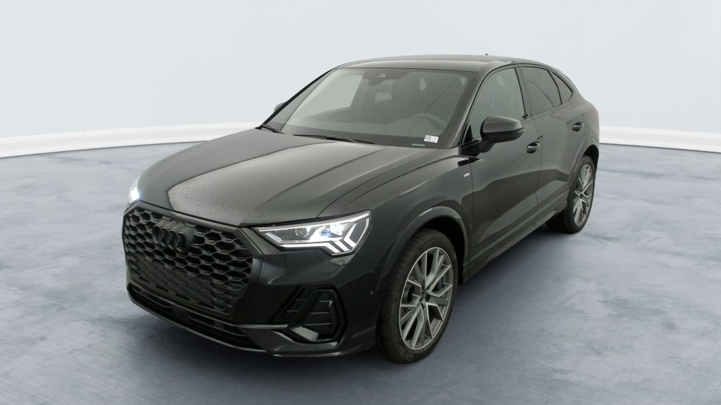 Photo véhicule 1 AUDI Q3 sportback 35 TDI 150 ch S tronic 7 Black Edition