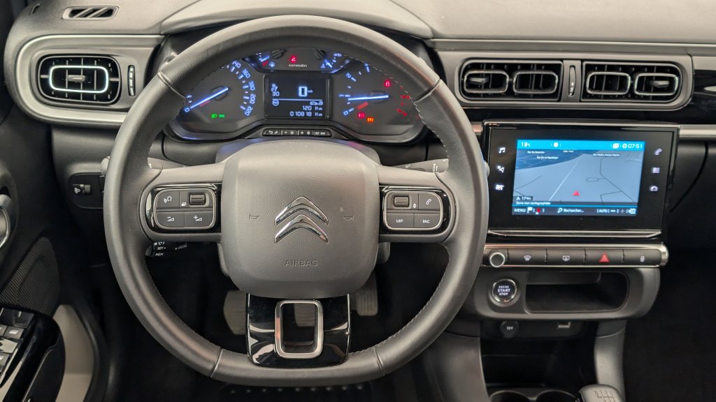 Photo véhicule 1 CITROëN C3 PureTech 110 ch BVM6 Max