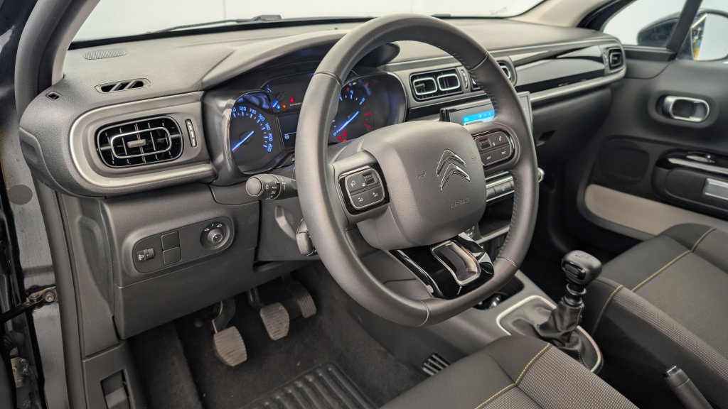 Photo véhicule 1 CITROëN C3 PureTech 110 ch BVM6 Max