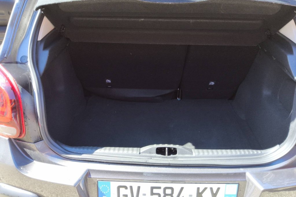 Photo véhicule 1 CITROëN C3 PureTech 110 ch BVM6 Max