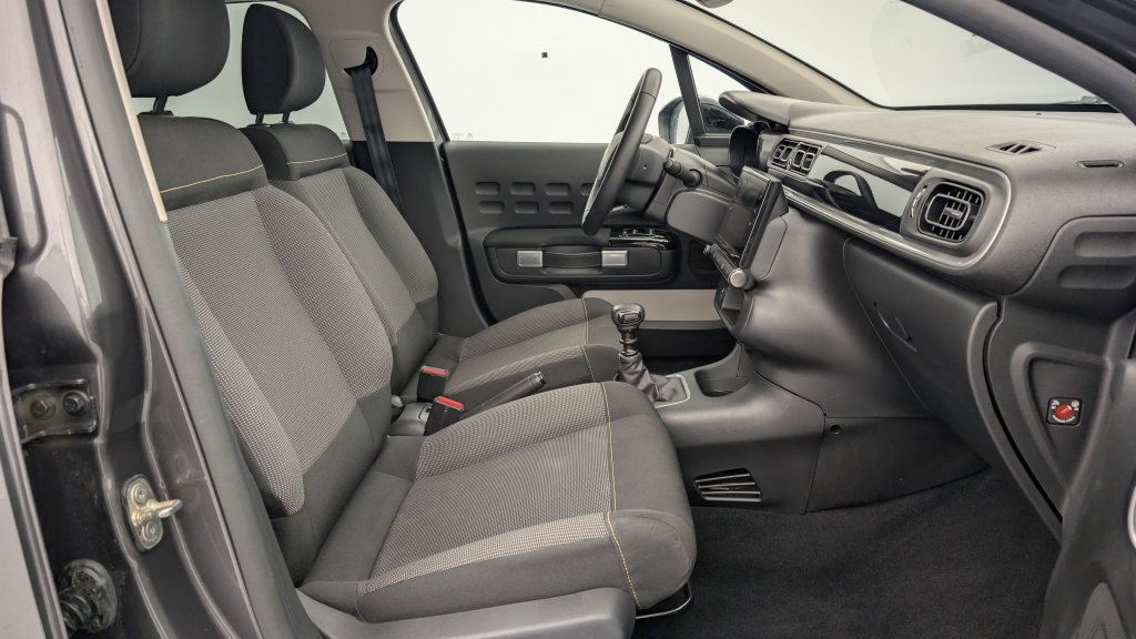 Photo véhicule 1 CITROëN C3 PureTech 110 ch BVM6 Max