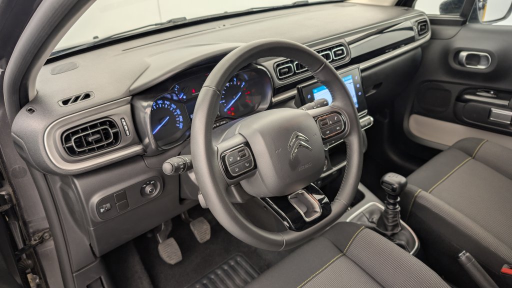 Photo véhicule 1 CITROëN C3 PureTech 110 ch BVM6 Max