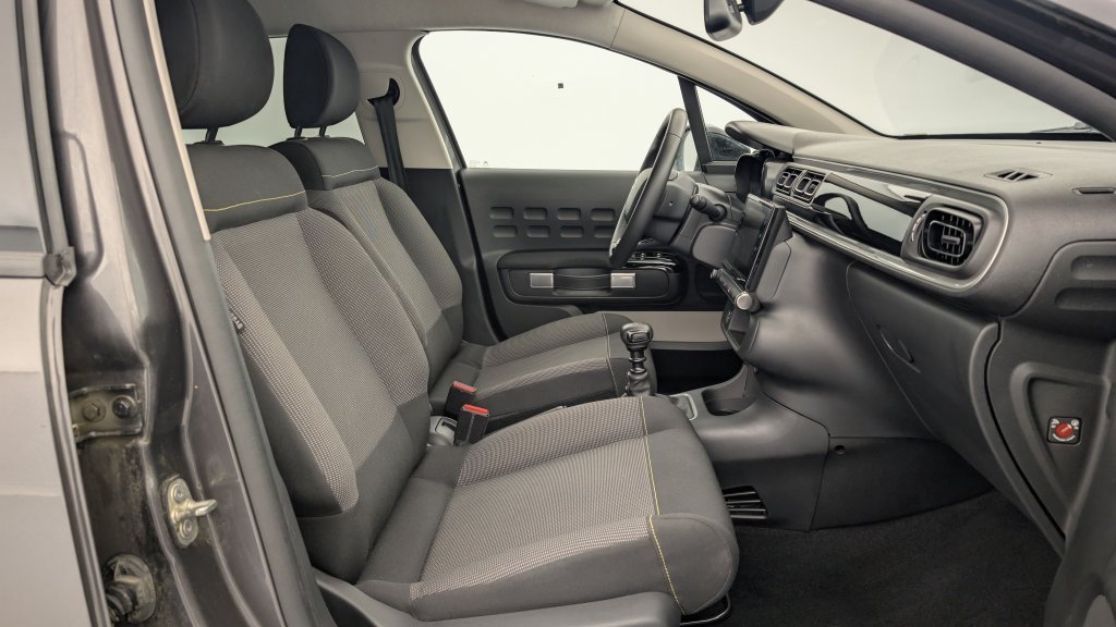 Photo véhicule 1 CITROëN C3 PureTech 110 ch BVM6 Max