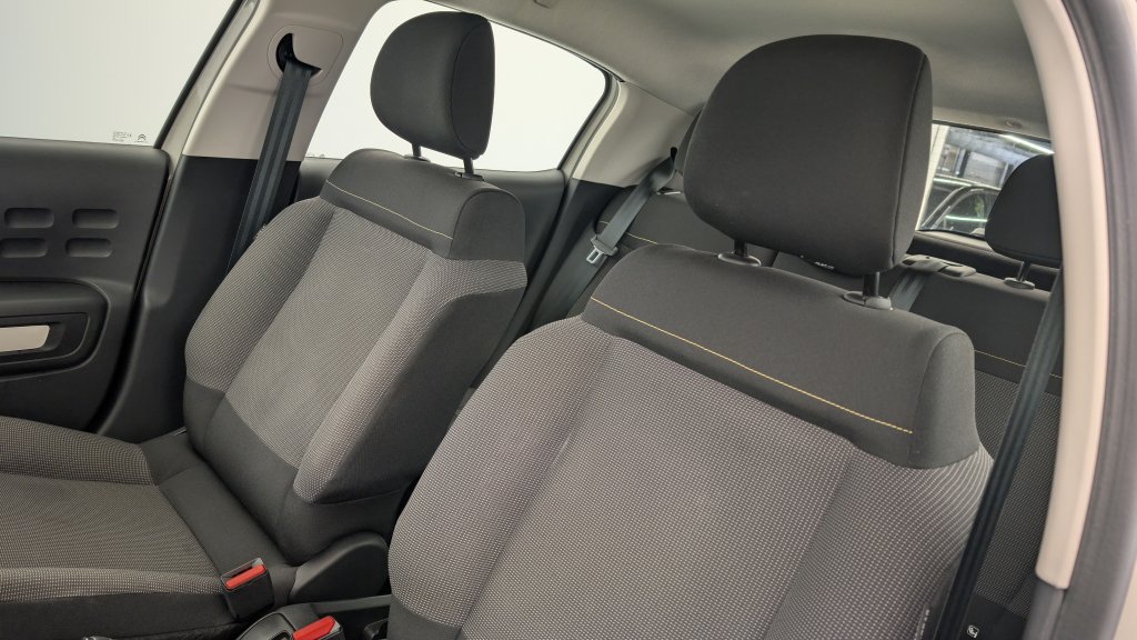 Photo véhicule 1 CITROëN C3 PureTech 110 BVM6 Plus