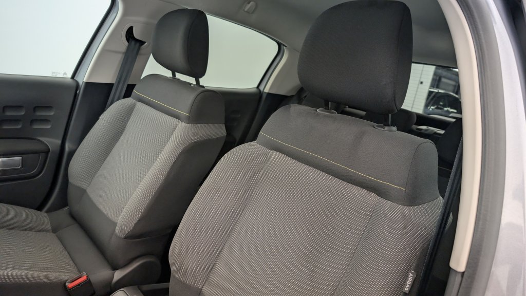 Photo véhicule 1 CITROëN C3 PureTech 110 ch BVM6 Max