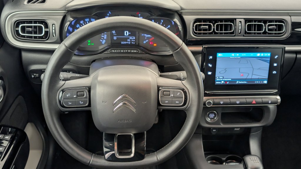 Photo véhicule 1 CITROëN C3 PureTech 110 ch BVM6 Max
