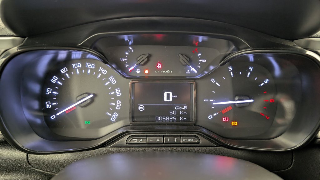 Photo véhicule 1 CITROëN C3 PureTech 110 ch BVM6 Max