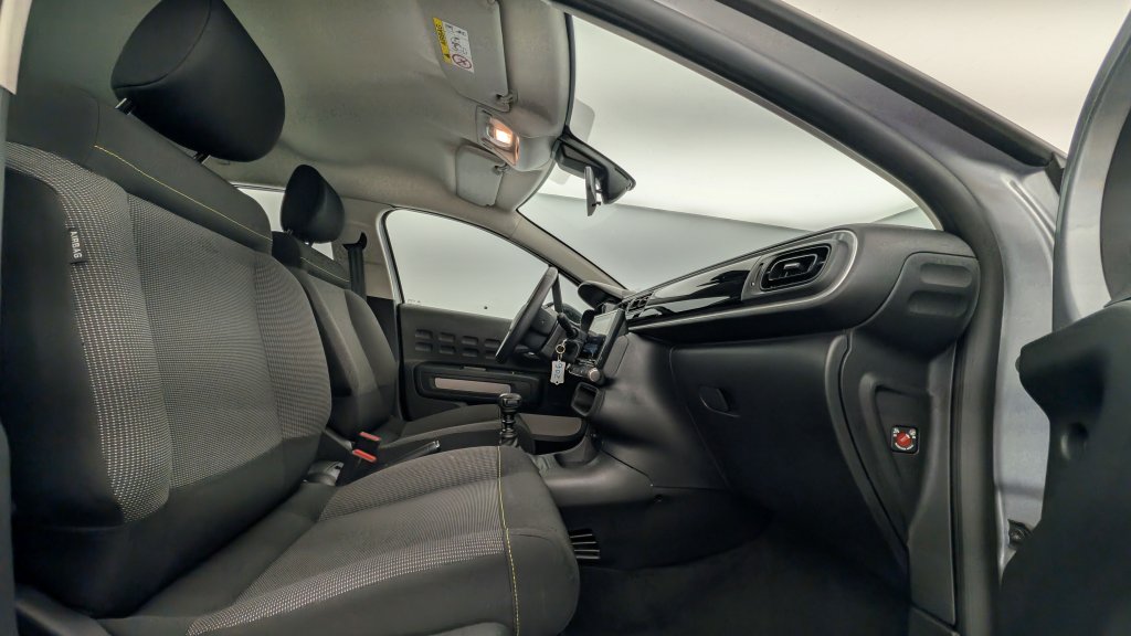Photo véhicule 1 CITROëN C3 PureTech 110 BVM6 Plus
