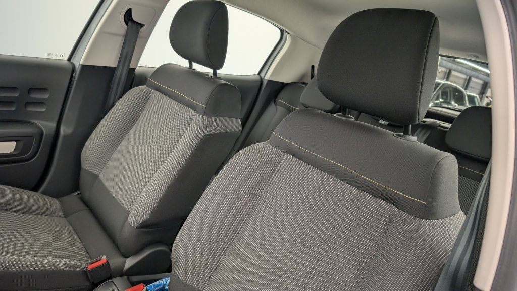 Photo véhicule 1 CITROëN C3 PureTech 110 BVM6 Plus