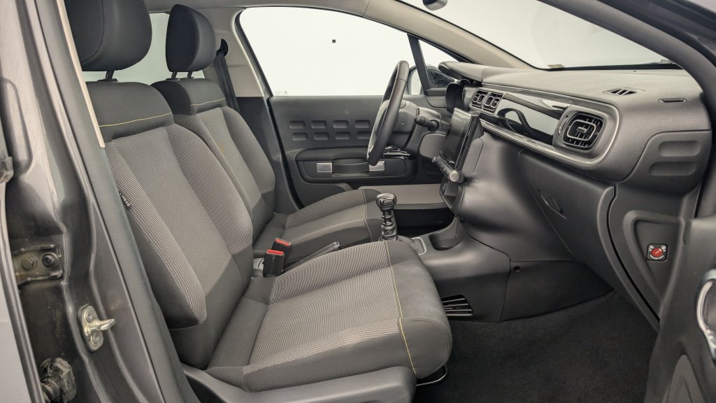 Photo véhicule 1 CITROëN C3 PureTech 110 ch BVM6 Max
