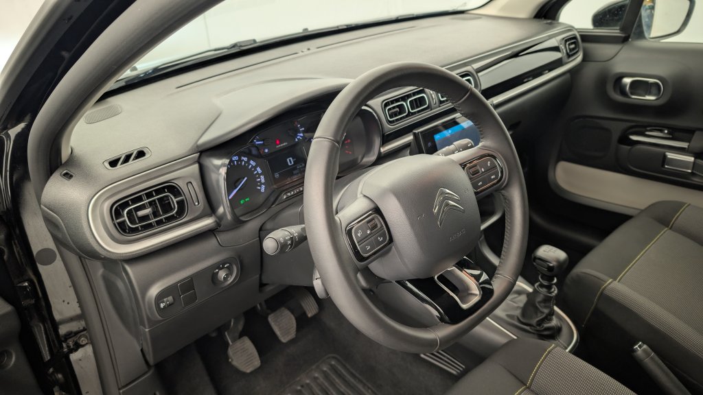 Photo véhicule 1 CITROëN C3 PureTech 110 ch BVM6 Max