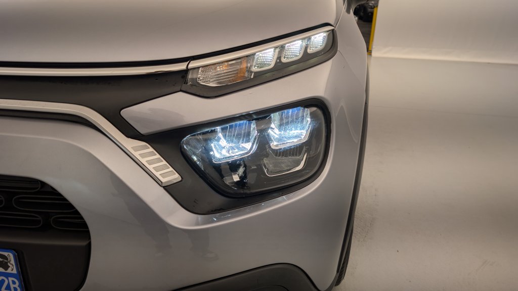Photo véhicule 1 CITROëN C3 PureTech 110 ch BVM6 Max