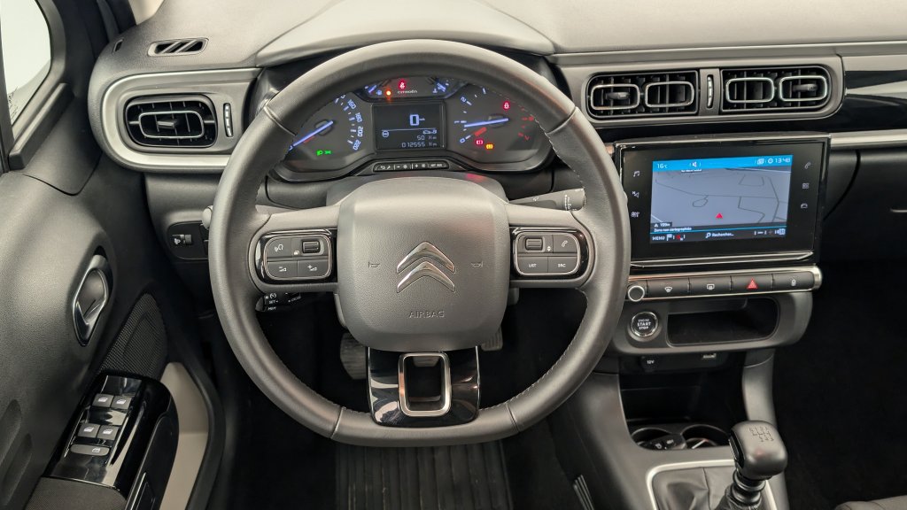 Photo véhicule 1 CITROëN C3 PureTech 110 ch BVM6 Max