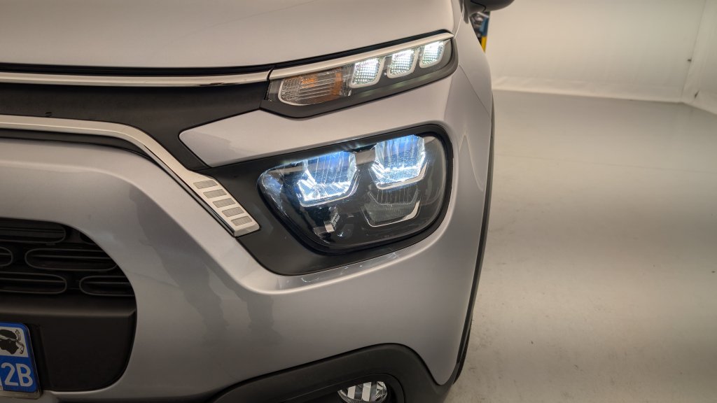 Photo véhicule 1 CITROëN C3 PureTech 110 ch BVM6 Max