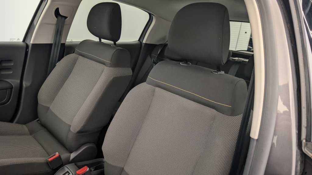 Photo véhicule 1 CITROëN C3 PureTech 110 ch BVM6 Max